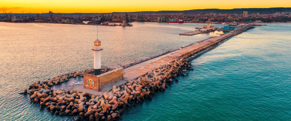 varna-bulgaria_1054165976-1